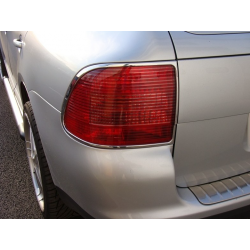Heckleuchtenrahmen für Porsche Cayenne