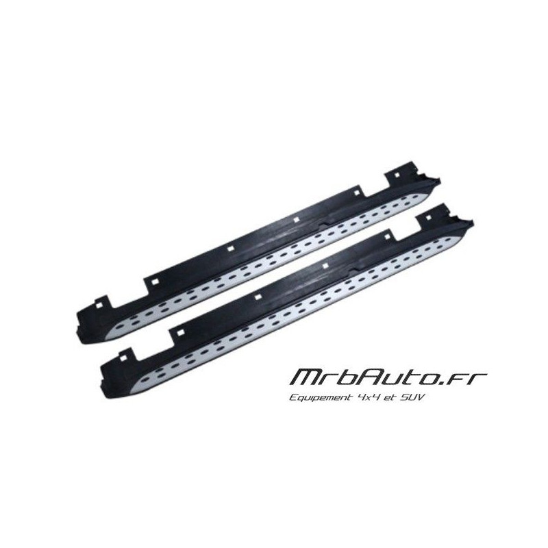 TRAPPLANK VOOR MERCEDES GLA X156