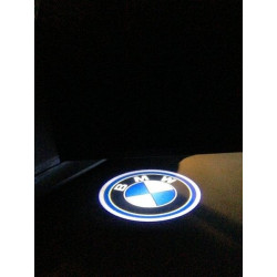 Zwei Pico LED Logo Projektoren für BMW