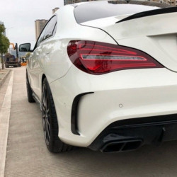 KIT DIVISOR AERODINÁMICO DELANTERO AMG CLA W117