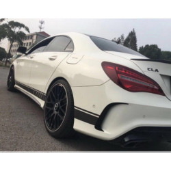 KIT DIVISOR AERODINÁMICO DELANTERO AMG CLA W117